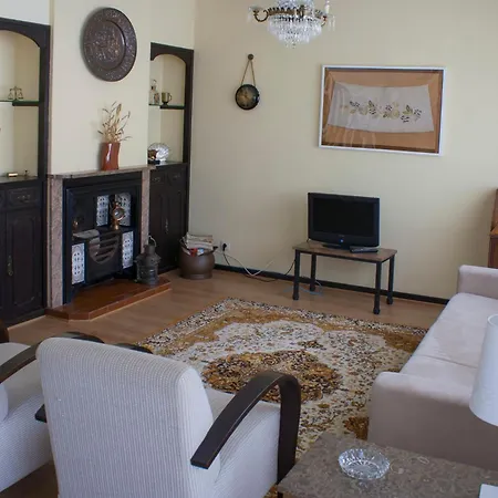 Burgo's House Апартаменты *