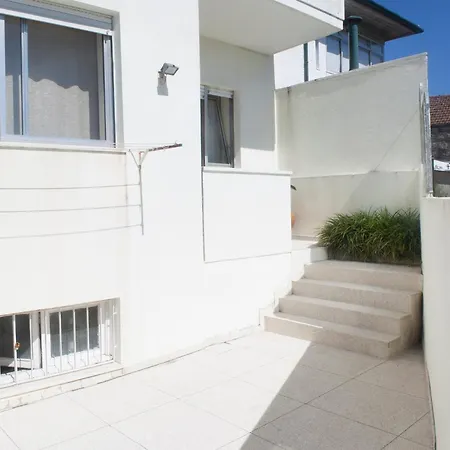 Апартаменты Burgo's House *